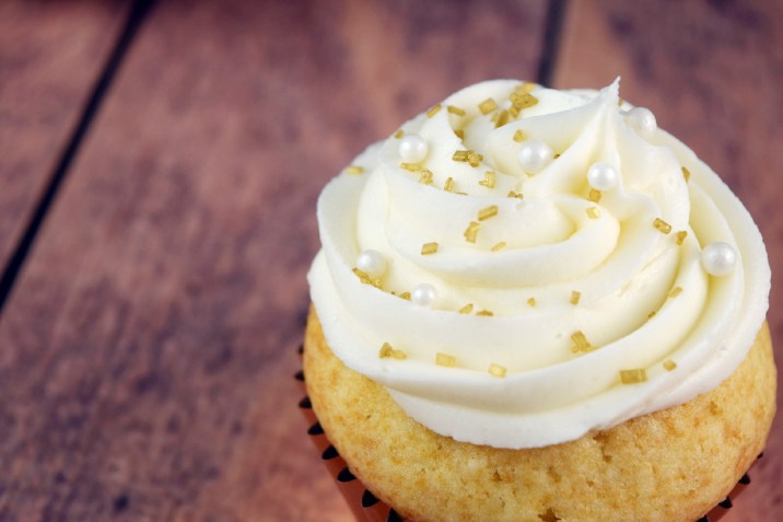 Caramel Apple Cider Cupcakes with RumChata Frosting